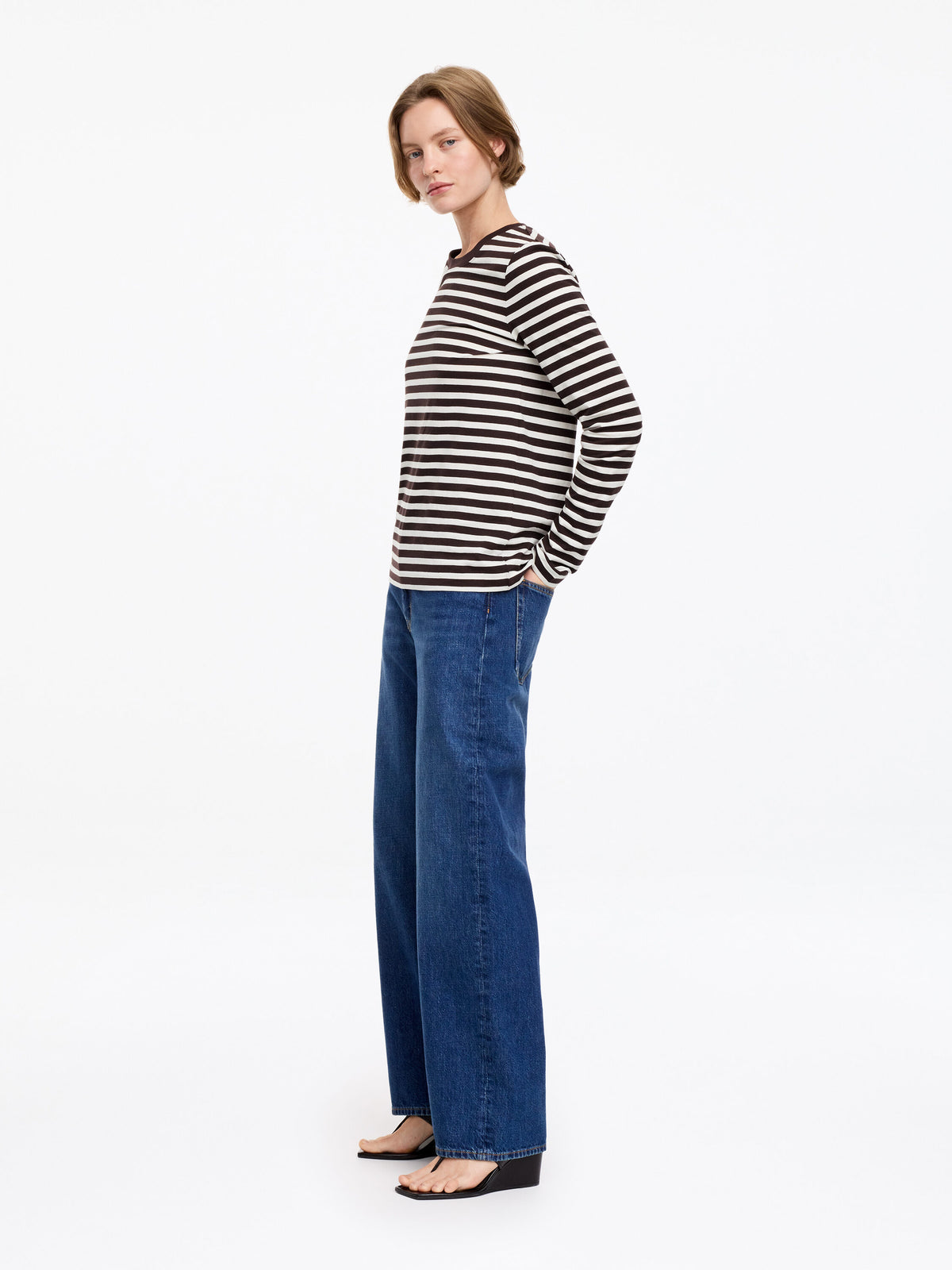 Long-Sleeve T-Shirt - Brown - Image 3