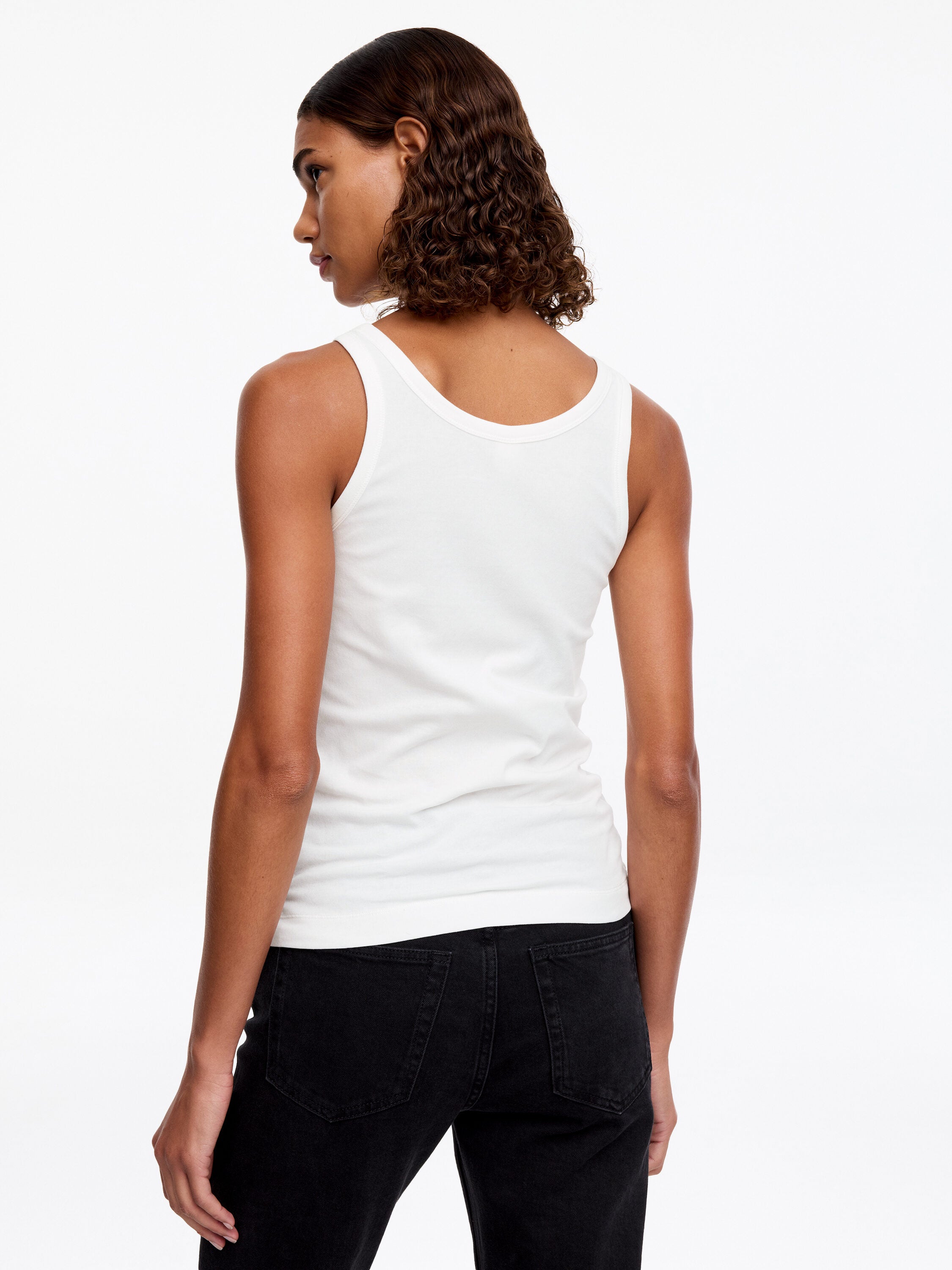 Scoop-Neck Tank Top - White - Image 5