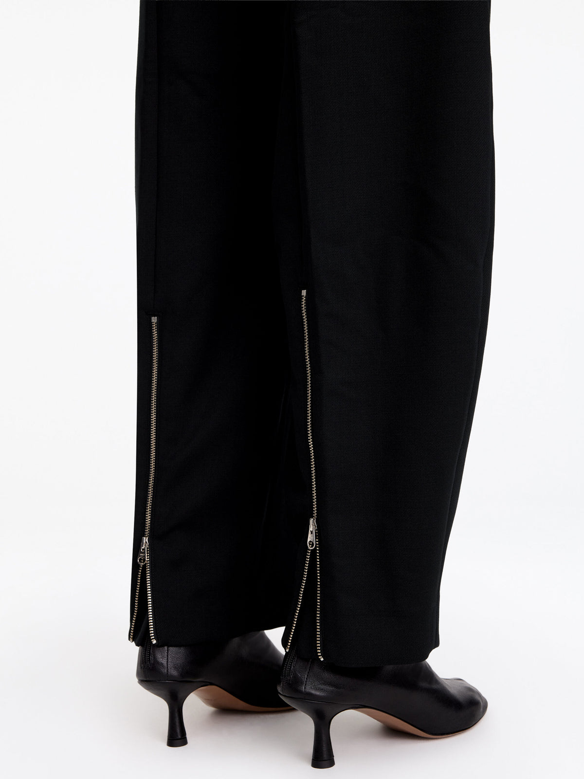 Zip-Detail Barrel-Leg Trousers - Black - Image 4