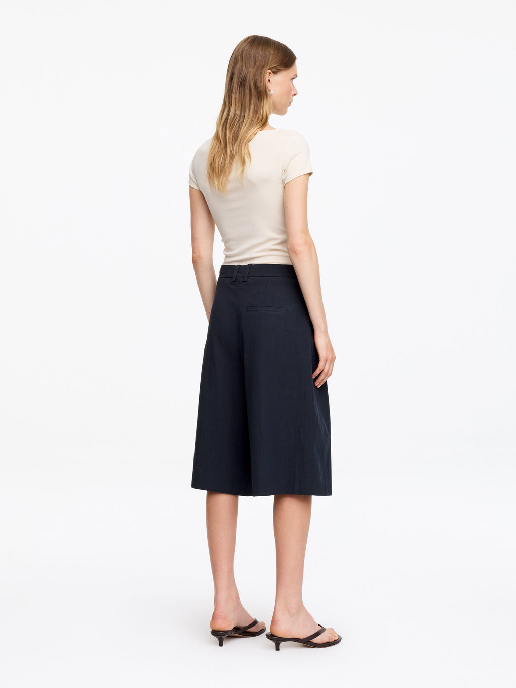 Tailored Wide-Leg Shorts - Blue - Image 2