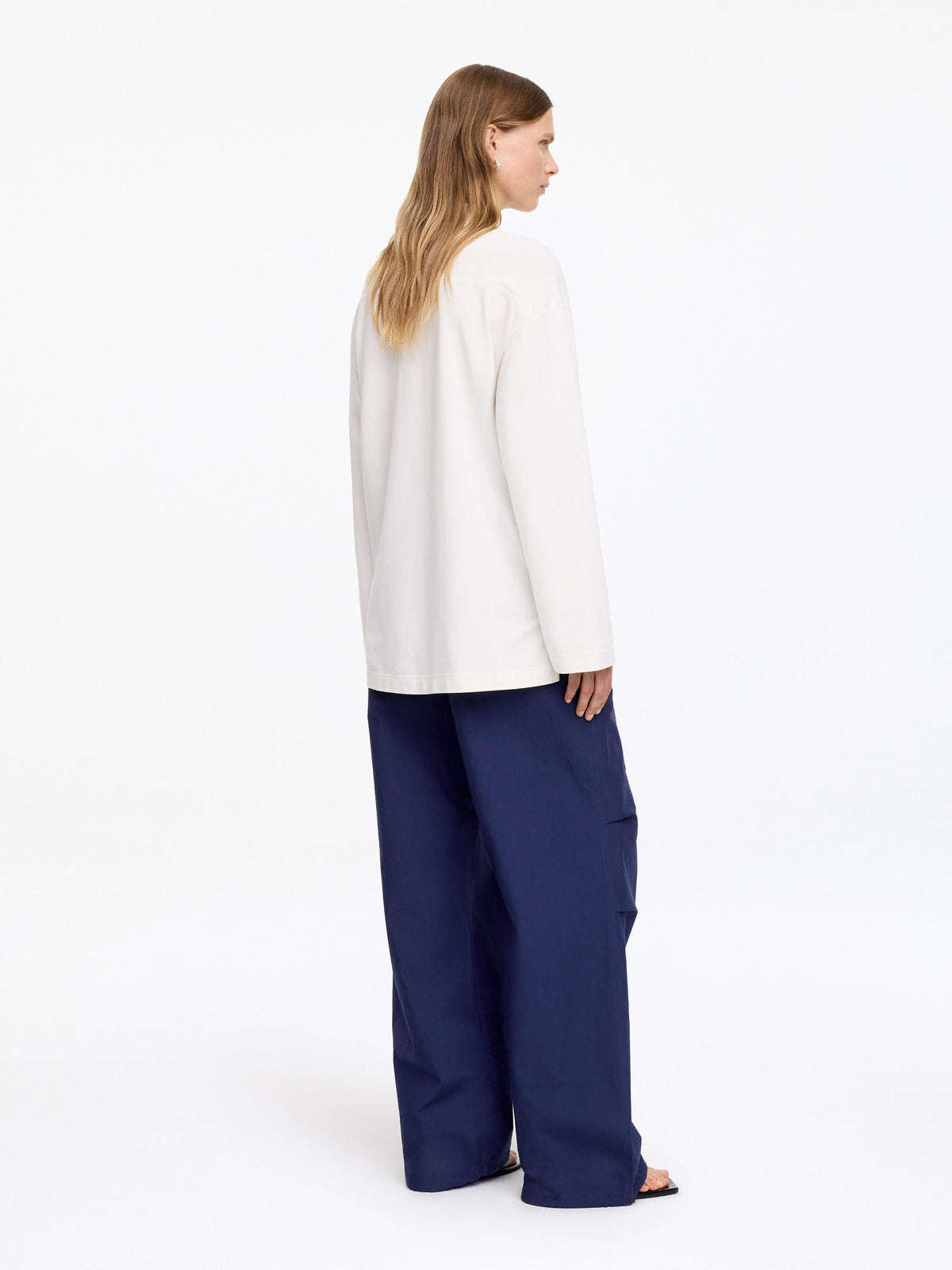 Cotton Pleat-Knee Trousers - Blue - Image 2
