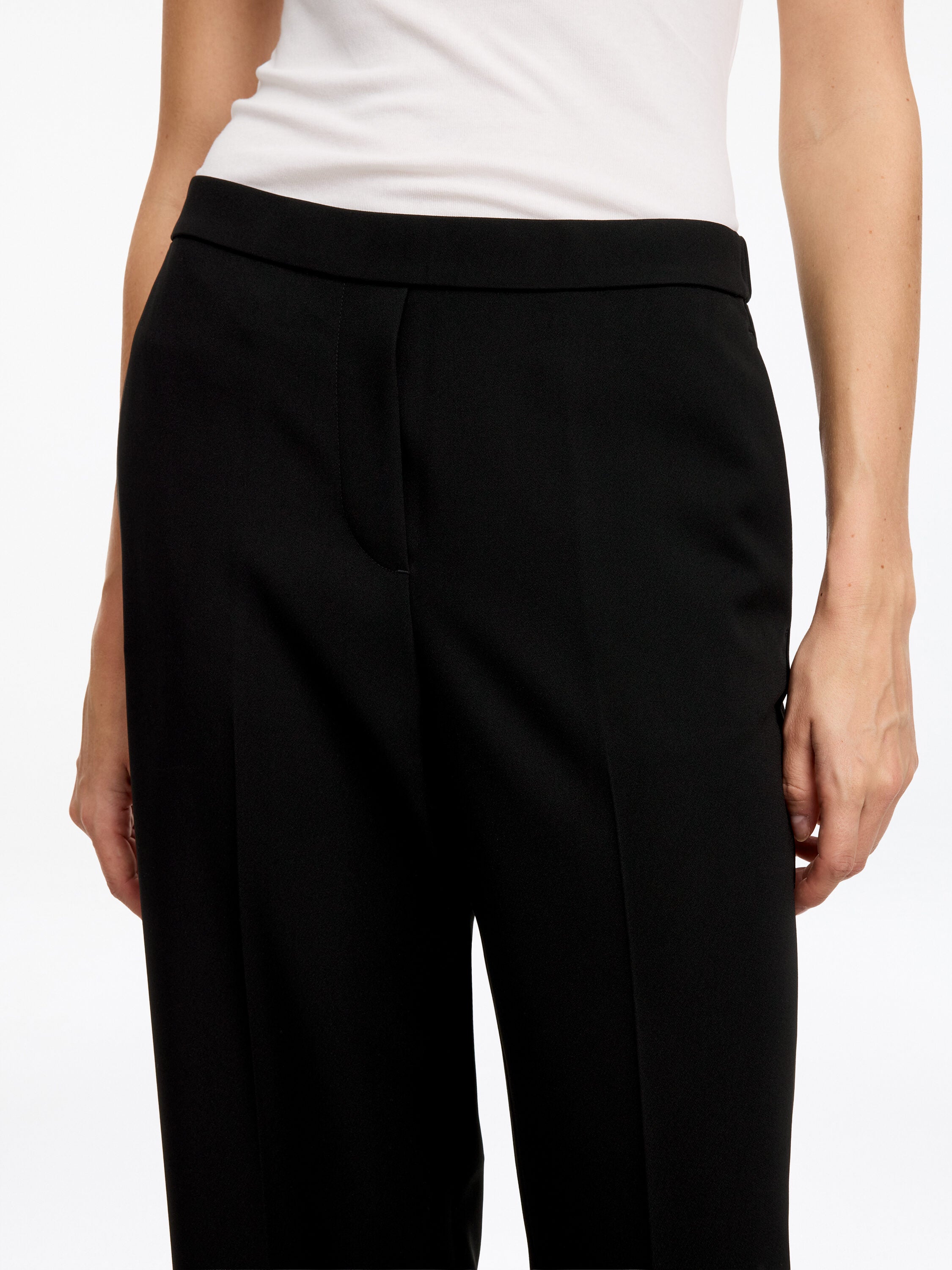 Cropped Trousers - Black - Image 4