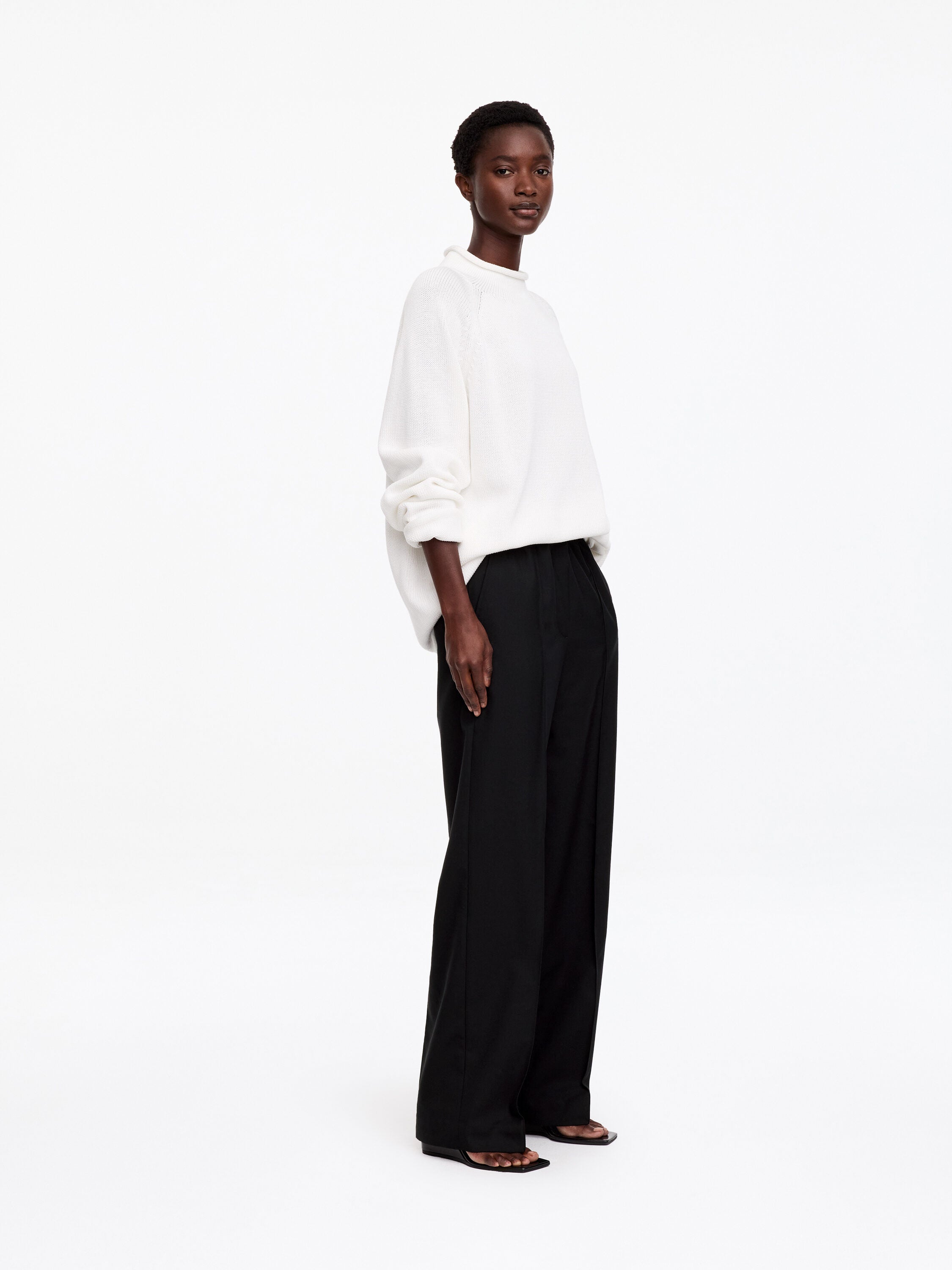 Elastic Waist Tailored Trousers - Black - Image 3