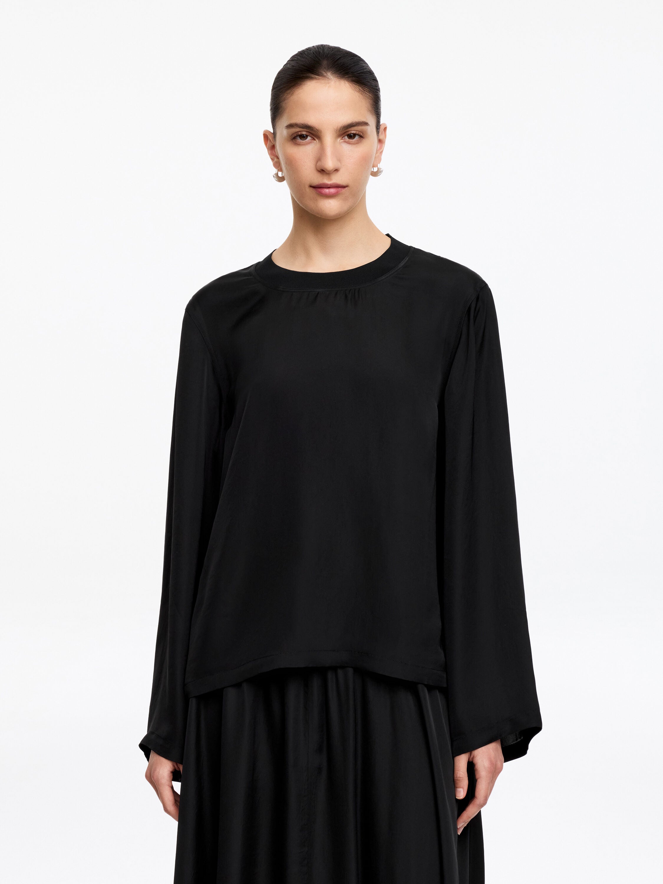 Long-Sleeve Satin Top - Black