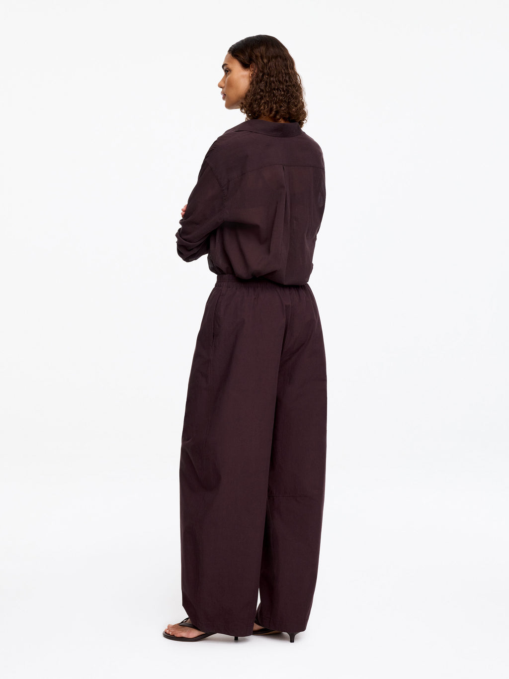 Barrel-Leg Cotton Trousers - Brown - Image 2