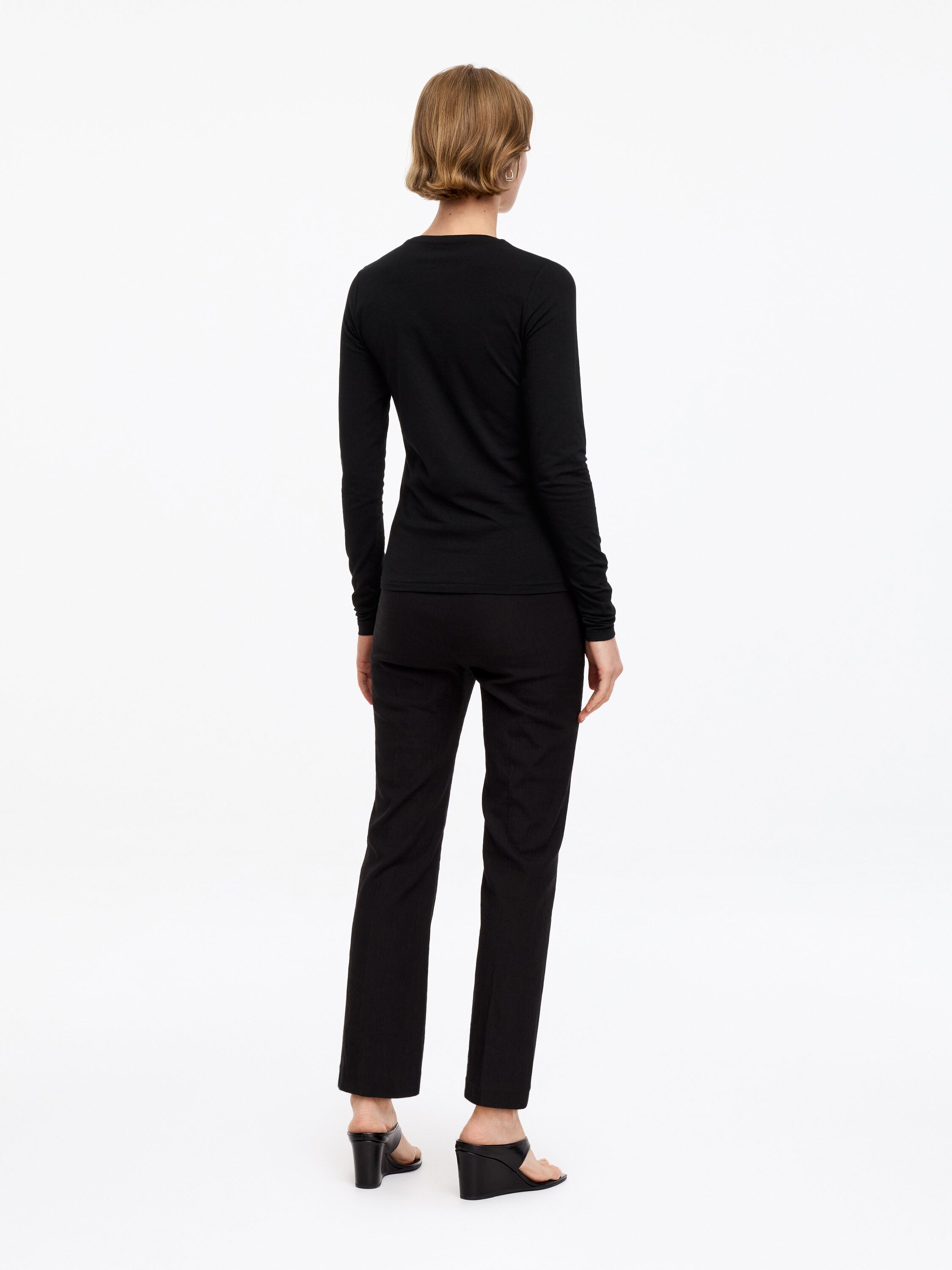 Slim Long-Sleeve T-Shirt - Black - Image 4