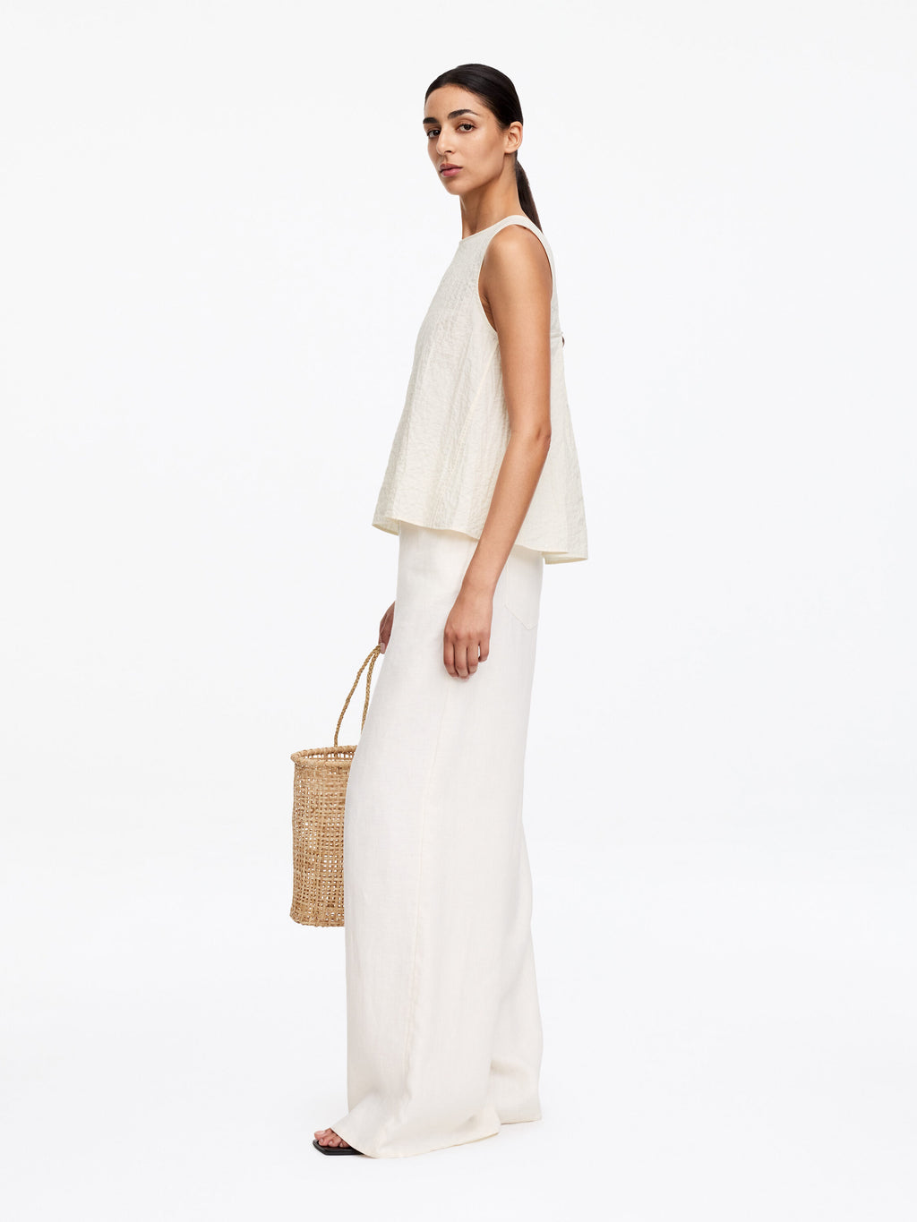 Sleeveless Seersucker Top - White - Image 2