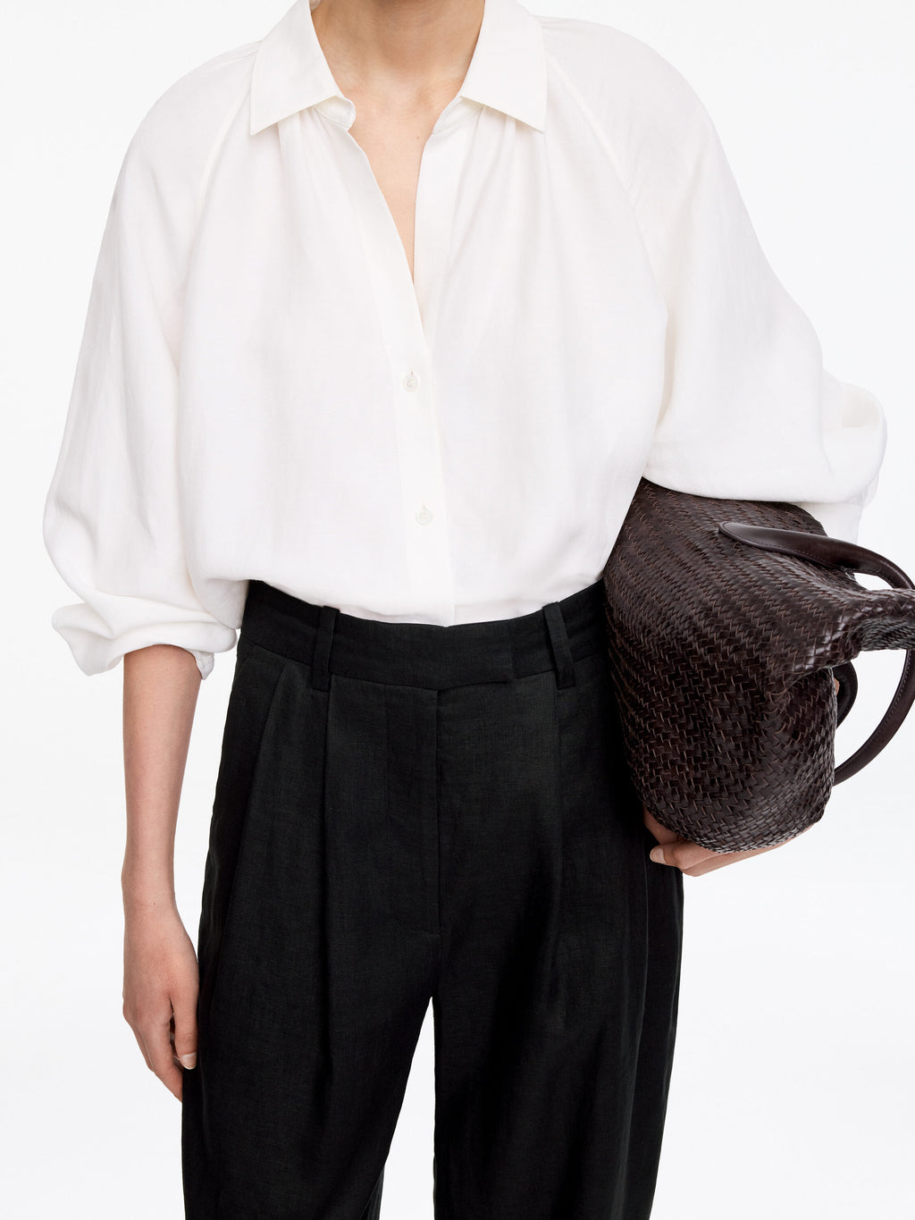 Tailored Linen Trousers - Black - Image 4